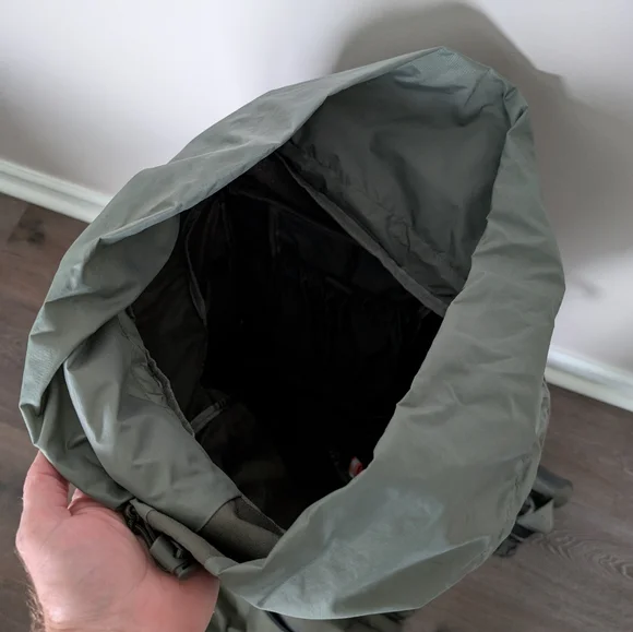 Mystery Ranch Metcalf Pack, Large, with Forager Hip Pocket and Large Double Lid - Picture 3 of 7